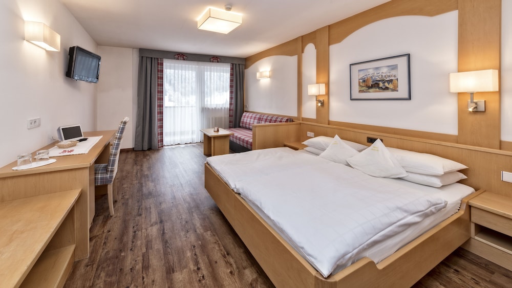 Hotel Interski 17/68