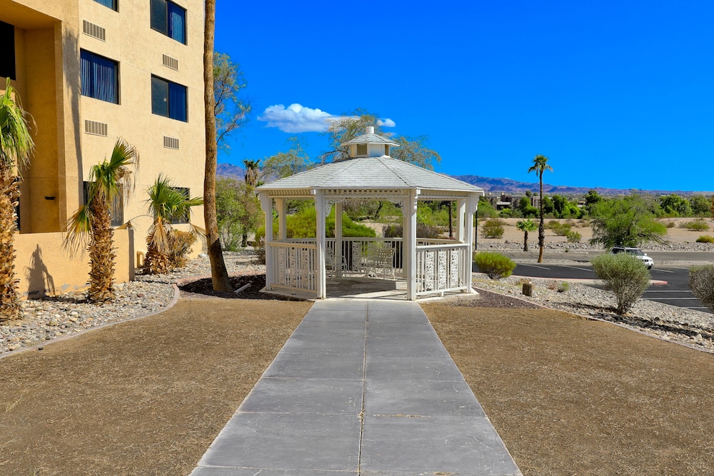 Studio6 Suites Lake Havasu City AZ in LAKE HAVASU - AZ