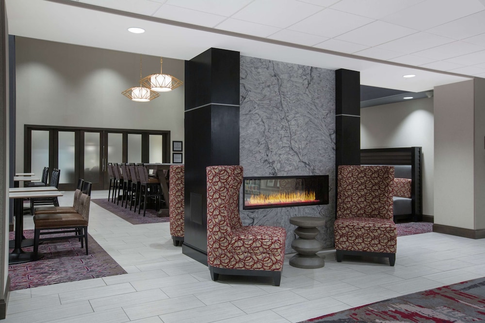 Hampton Inn & Suites Reno/Sparks 23/38