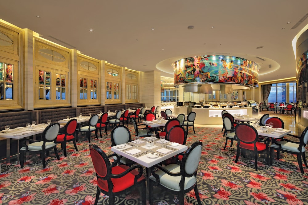 Hotel Ciputra World Surabaya managed by Swiss-Belhotel International 59/76