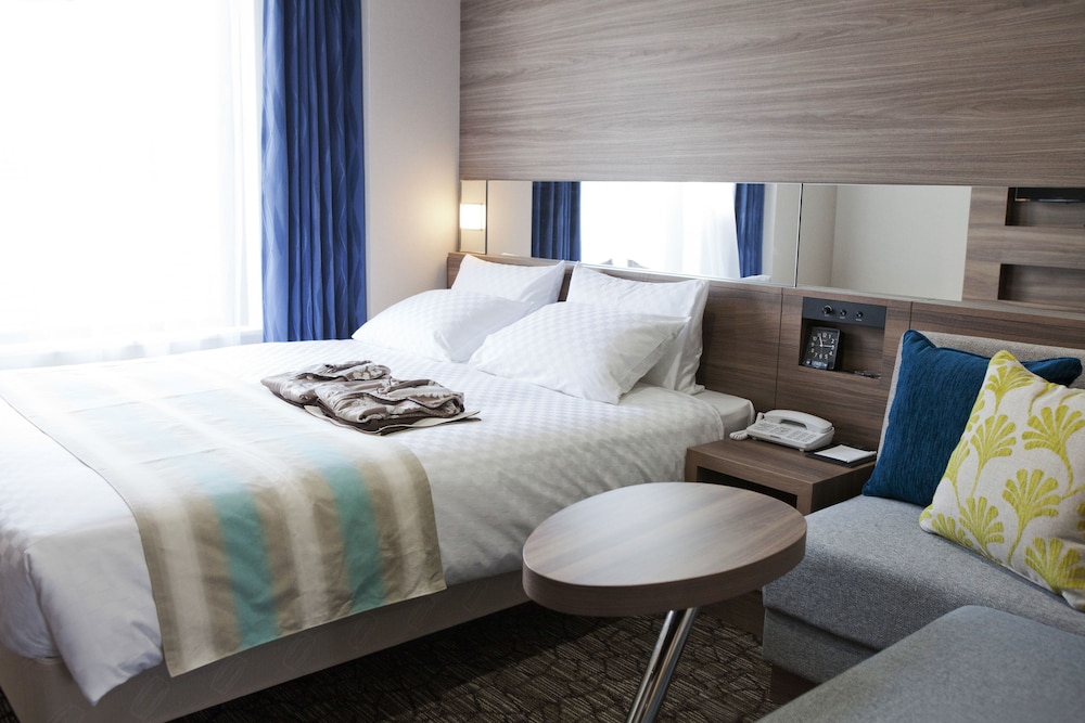 ALMONT HOTEL NAHA KENCHOMAE 11/71