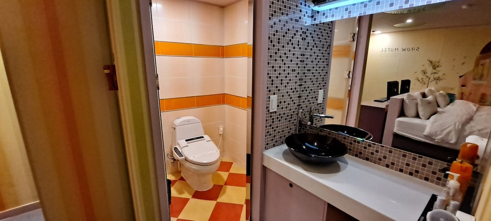 Show Motel Yangsan 46/50