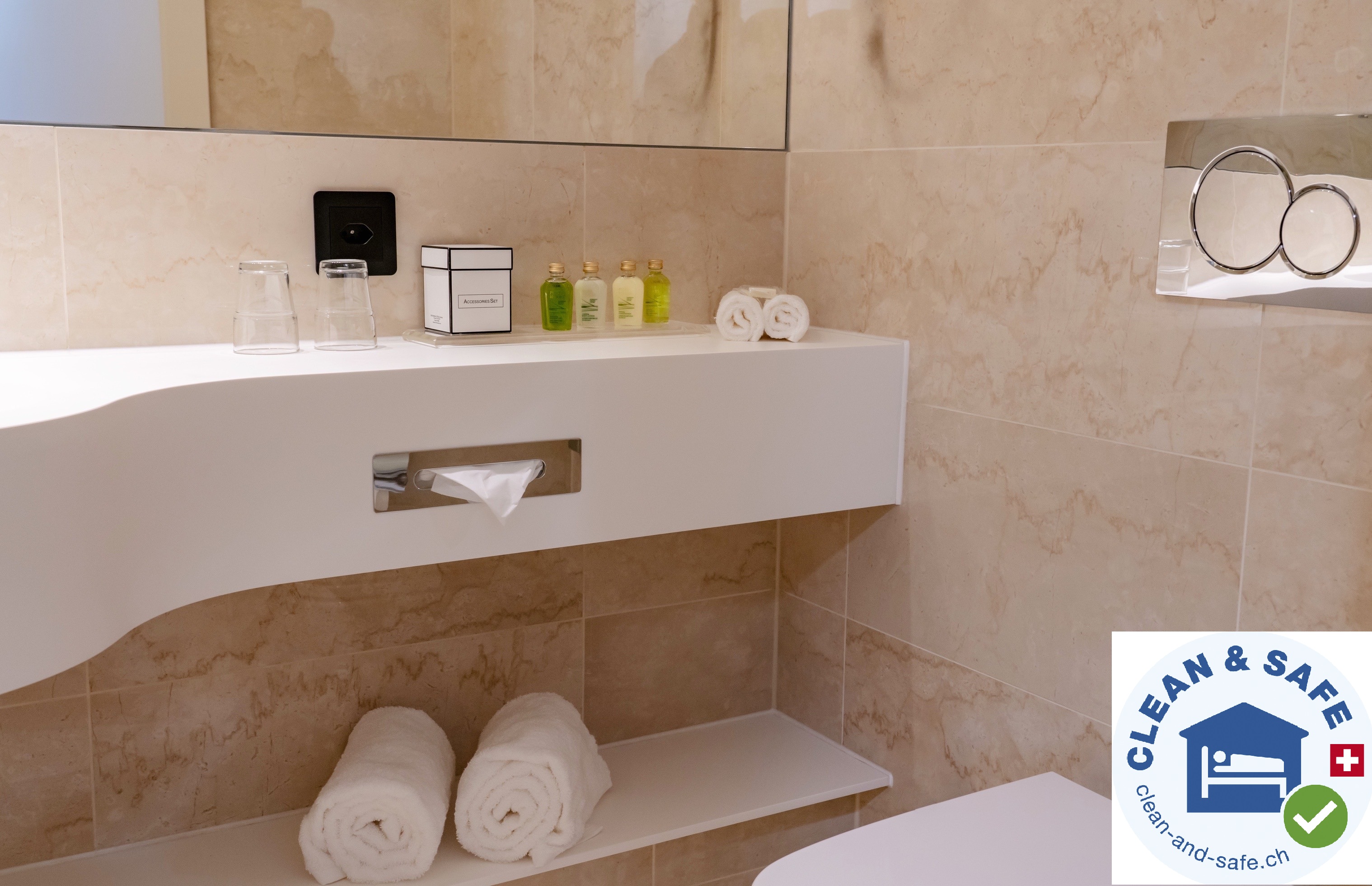 Room, Single, Double or Twin Bed، Nash Suites Hotel 2/3