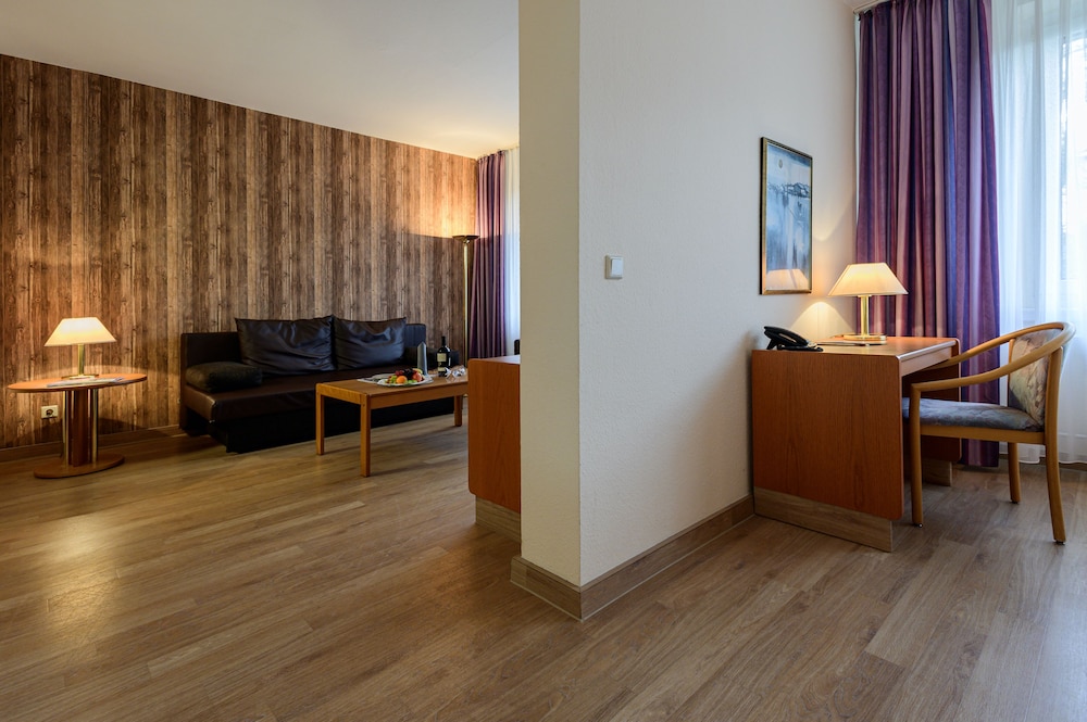 Waldhotel Berghof 21/46
