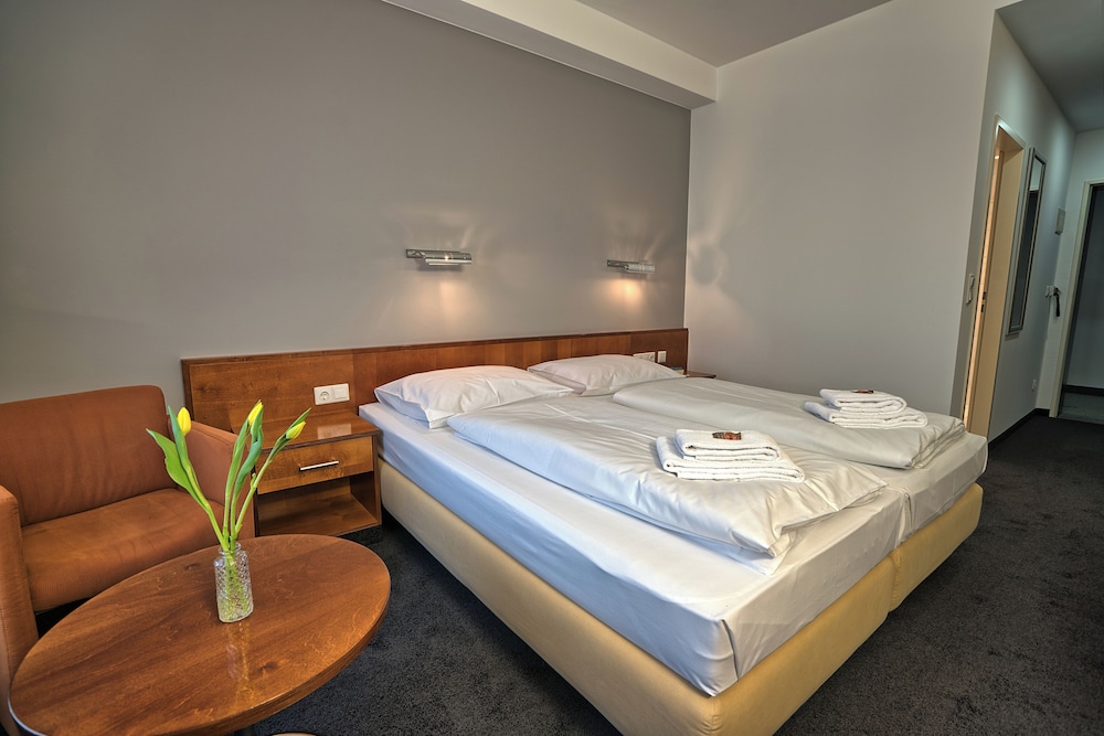 Hotel4you 13/50