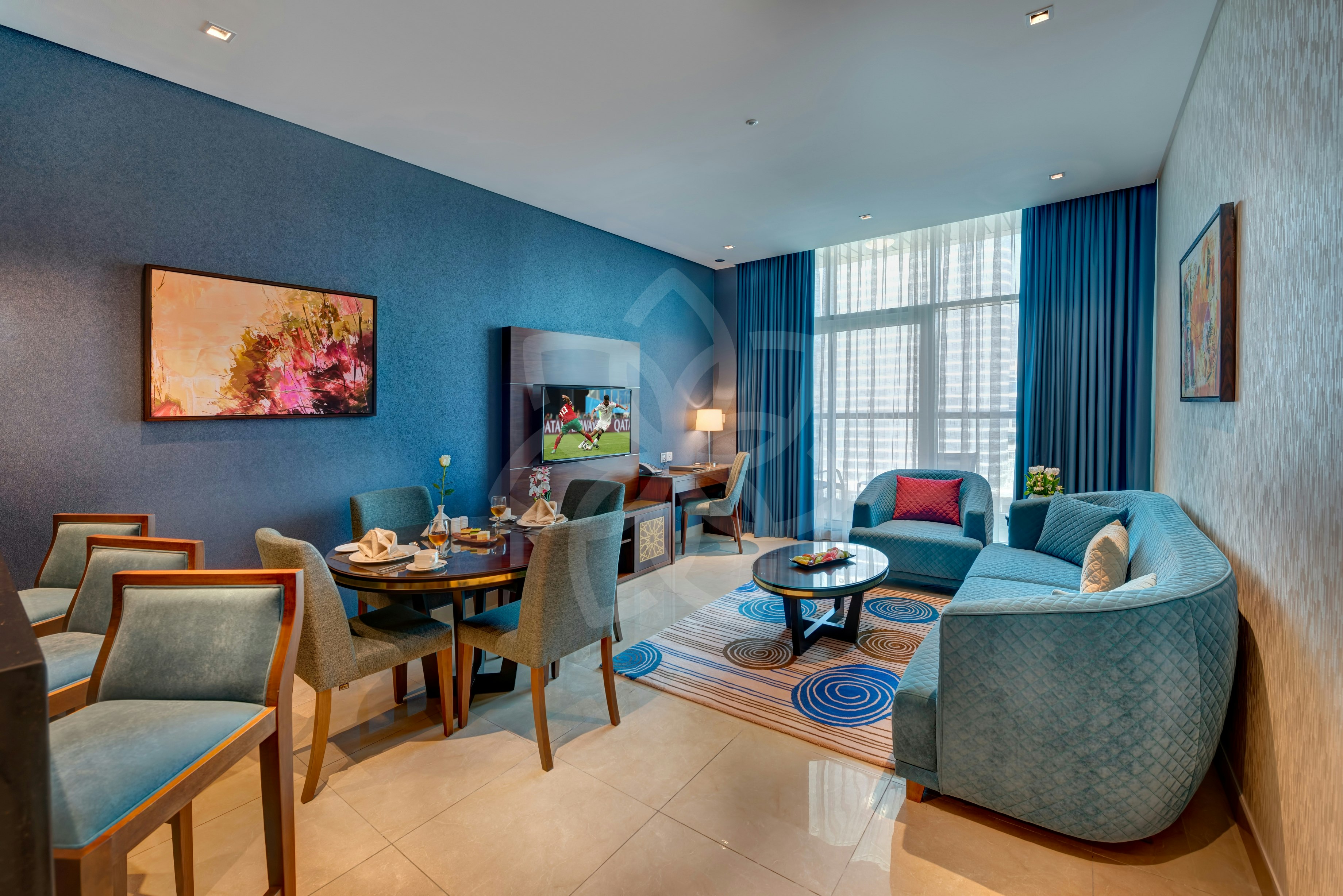 Royal Continental Suites 17/26
