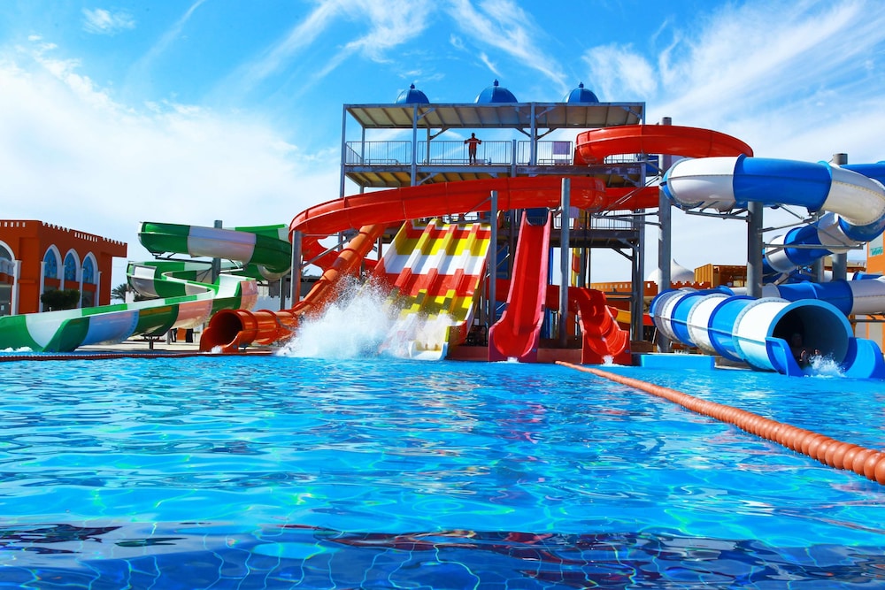 Sunrise Garden Beach Resort and Spa 64/72