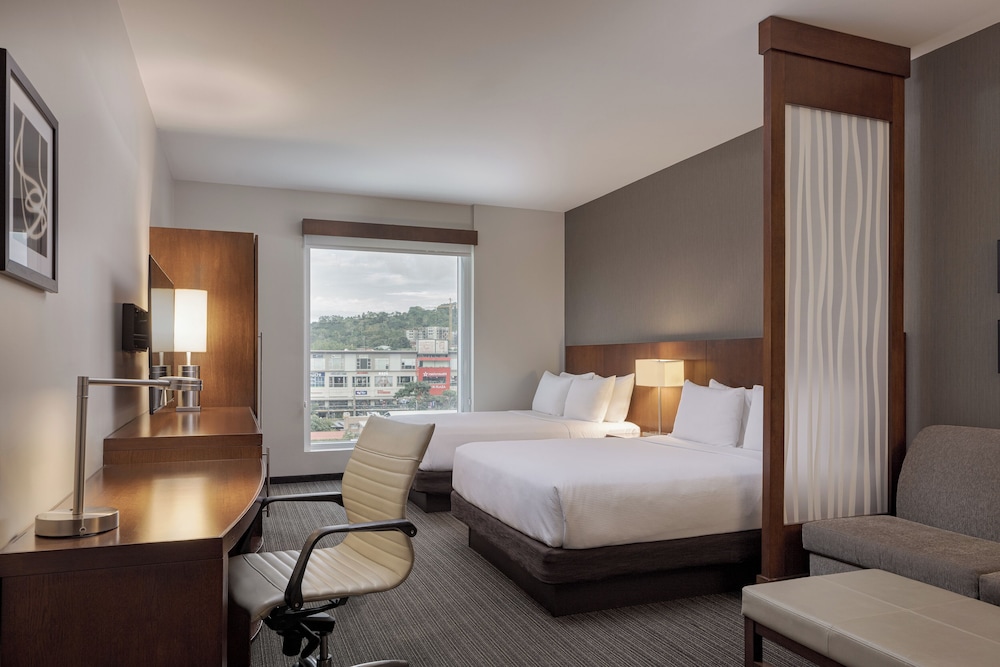 Hyatt Place San Jose/Pinares 27/64