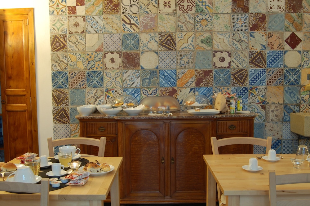 Bed and Breakfast Federico Secondo 48/70