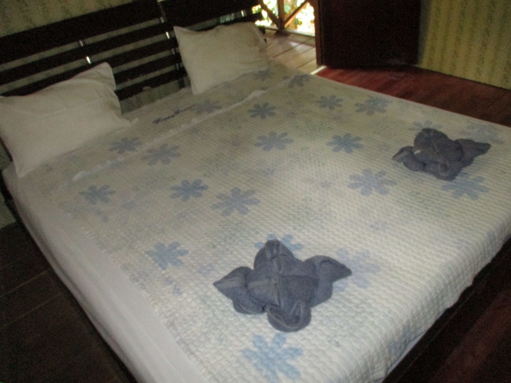 Khao Sok Island Resort And Spa 35/49