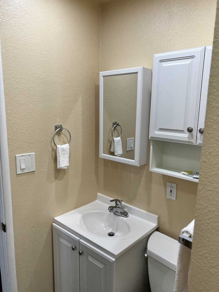 Studio Inn Livermore 20/21
