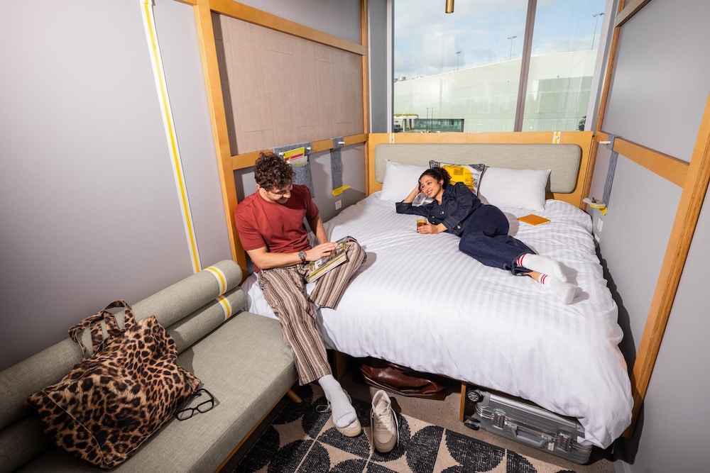 Atura Adelaide Airport Hotel 10/49