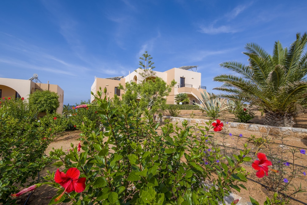 Nanakis Beach Apartments 20/36