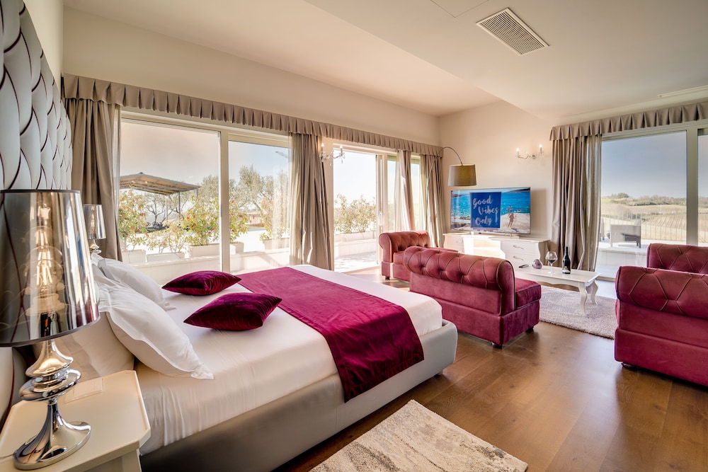 Wine Residence Cattunar 16/50