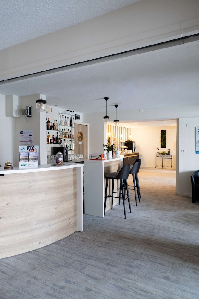 Brit Hotel Confort Saint-Lo 6/50