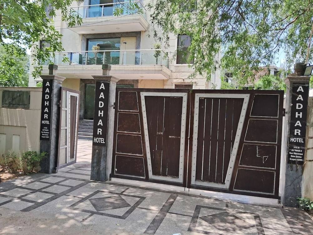 AADHAR HOTEL 6/26