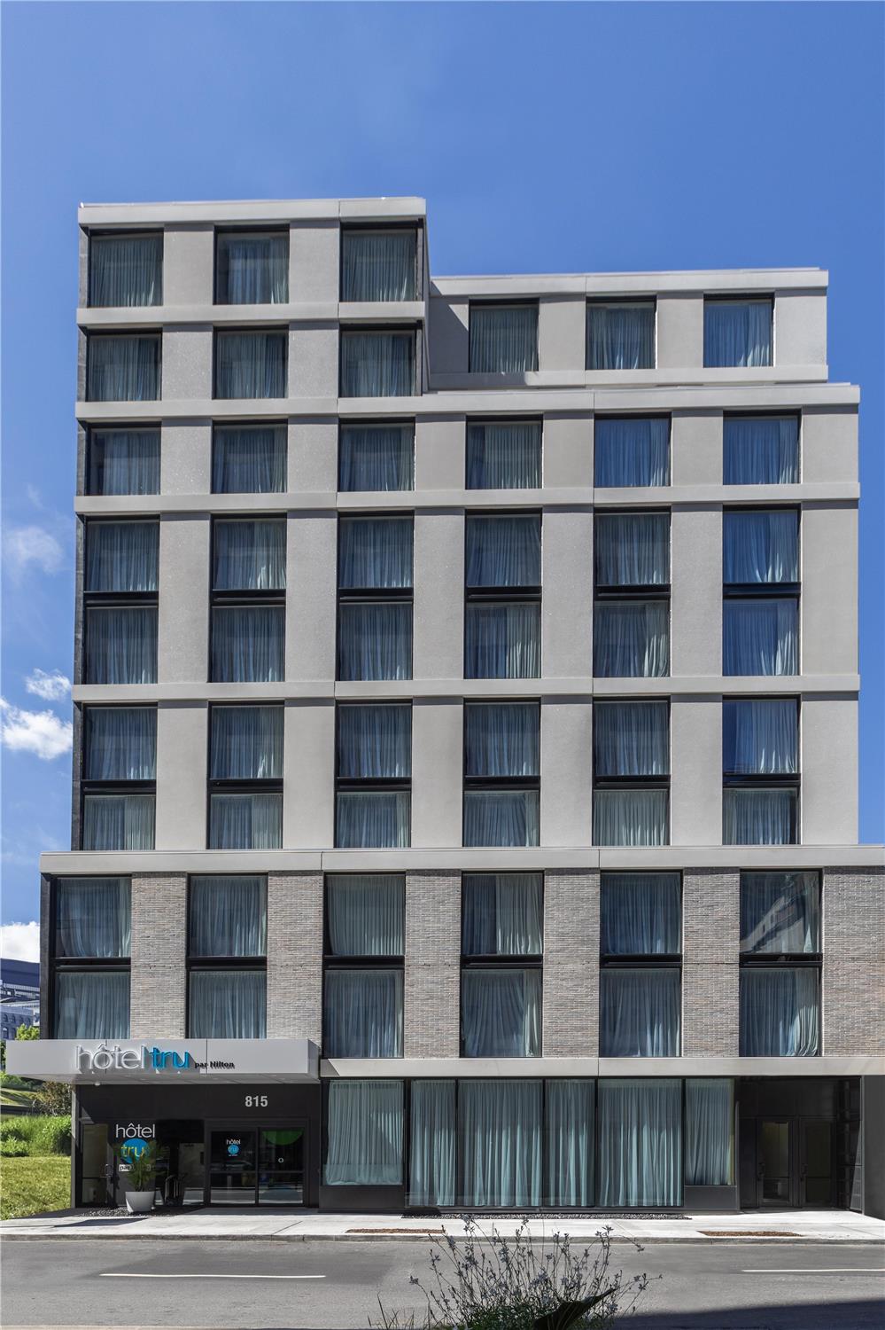 Tru by Hilton Montreal Centre-Ville 3/16