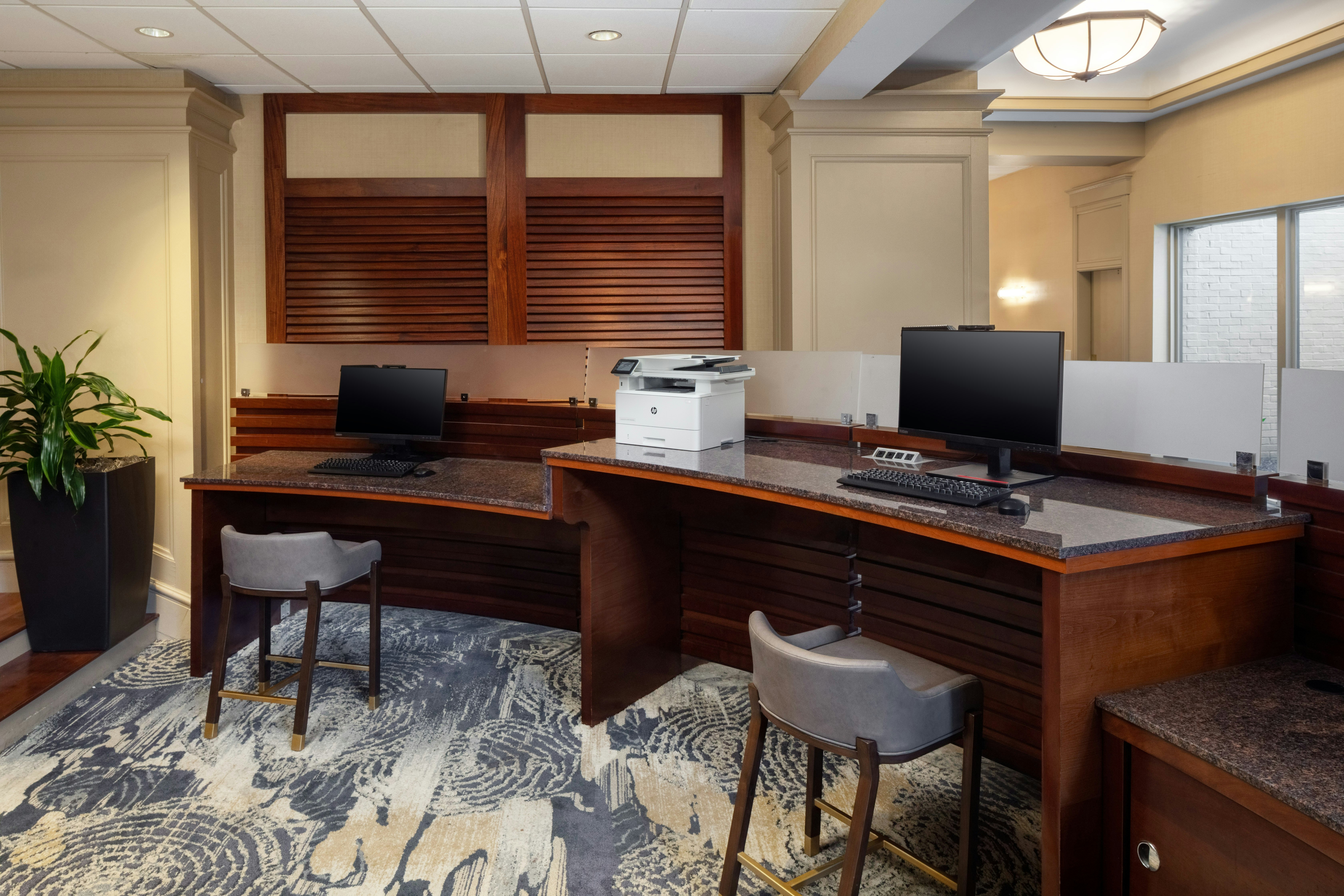 Doubletree By Hilton Boston North Shore 54/64