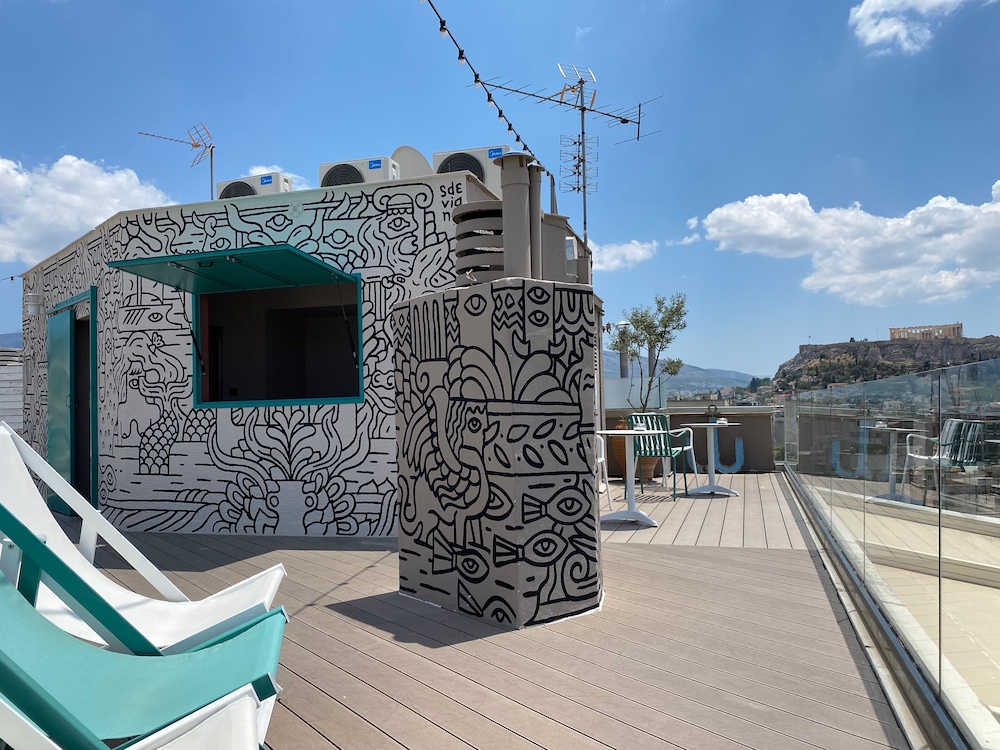 Evripides Hotel 63/69