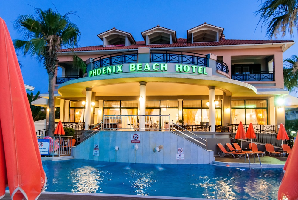 Phoenix Beach Hotel 4/72