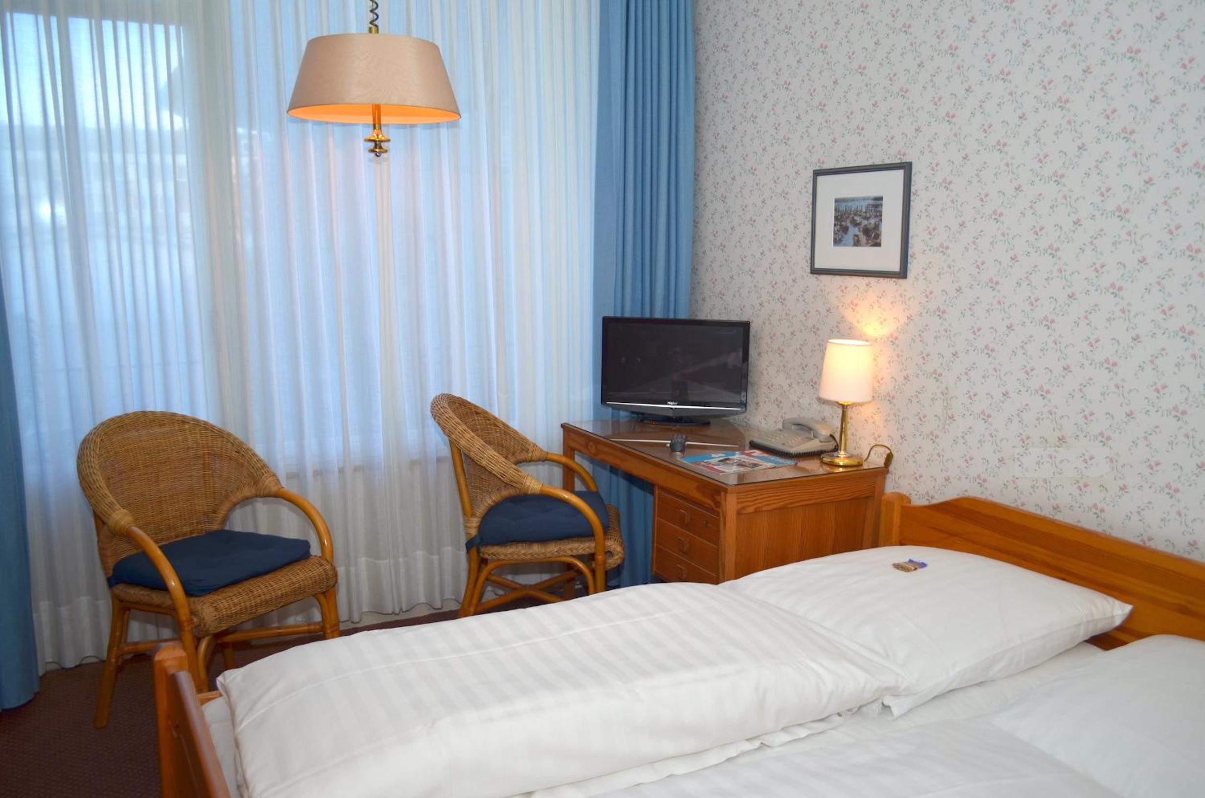 Motel Hamburg 7/16