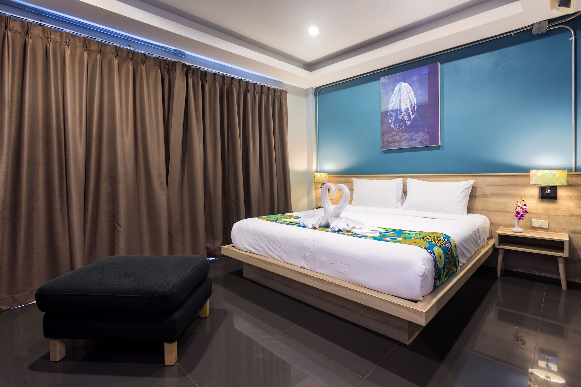 DELUXE, DOUBLE BED, BALCONY