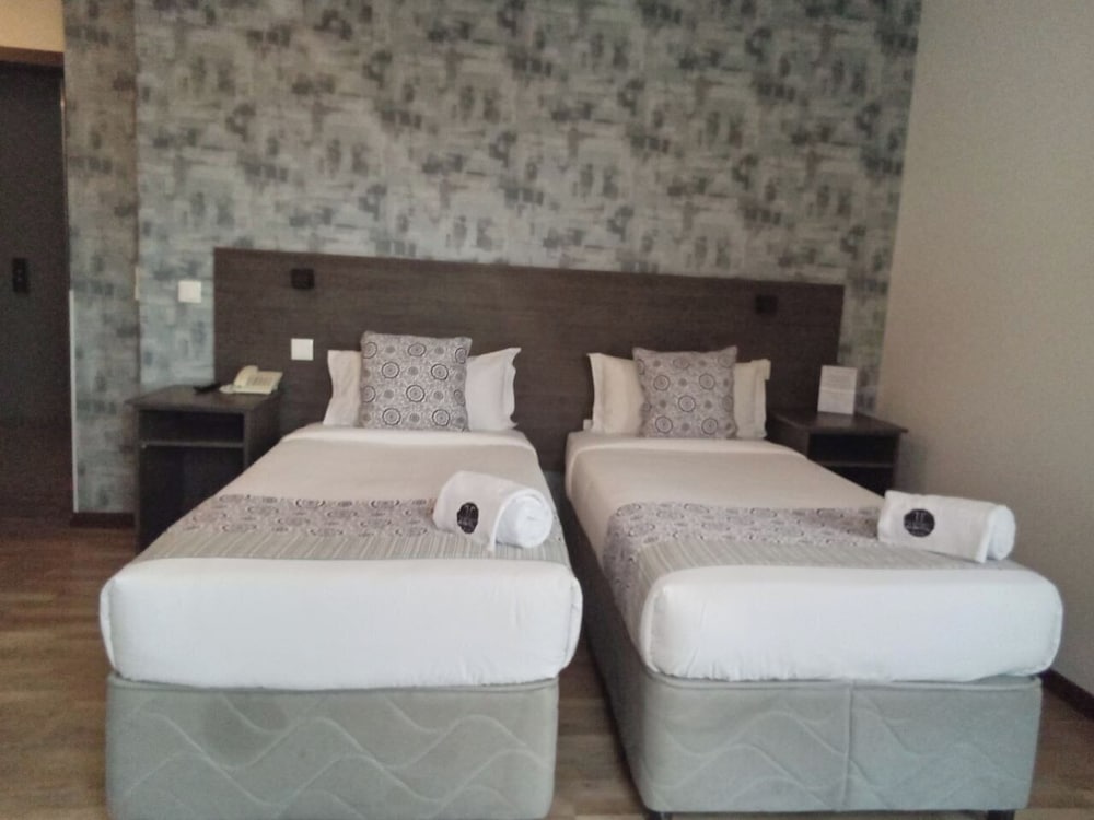 Hotel Kapital 15/49