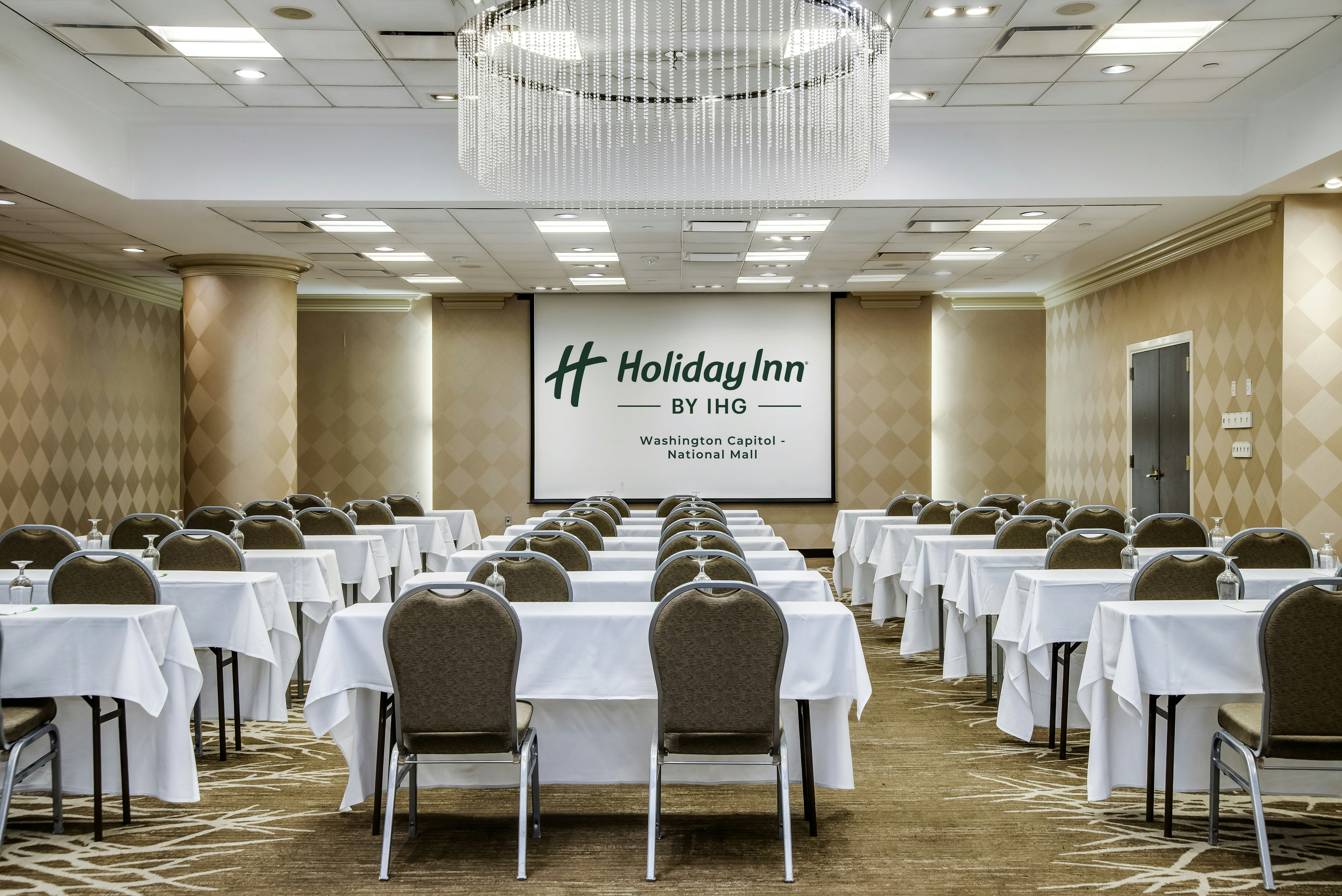 Holiday Inn Washington Capitol - Natl Mall, an IHG Hotel 60/77