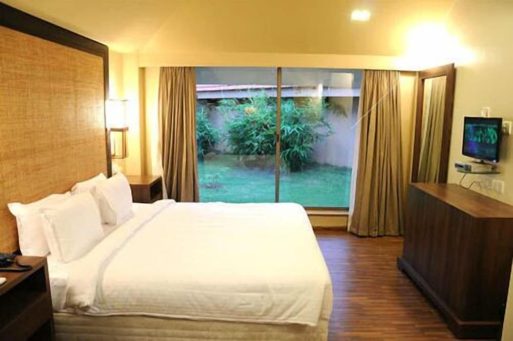 Golden Amoon Resort 14/50