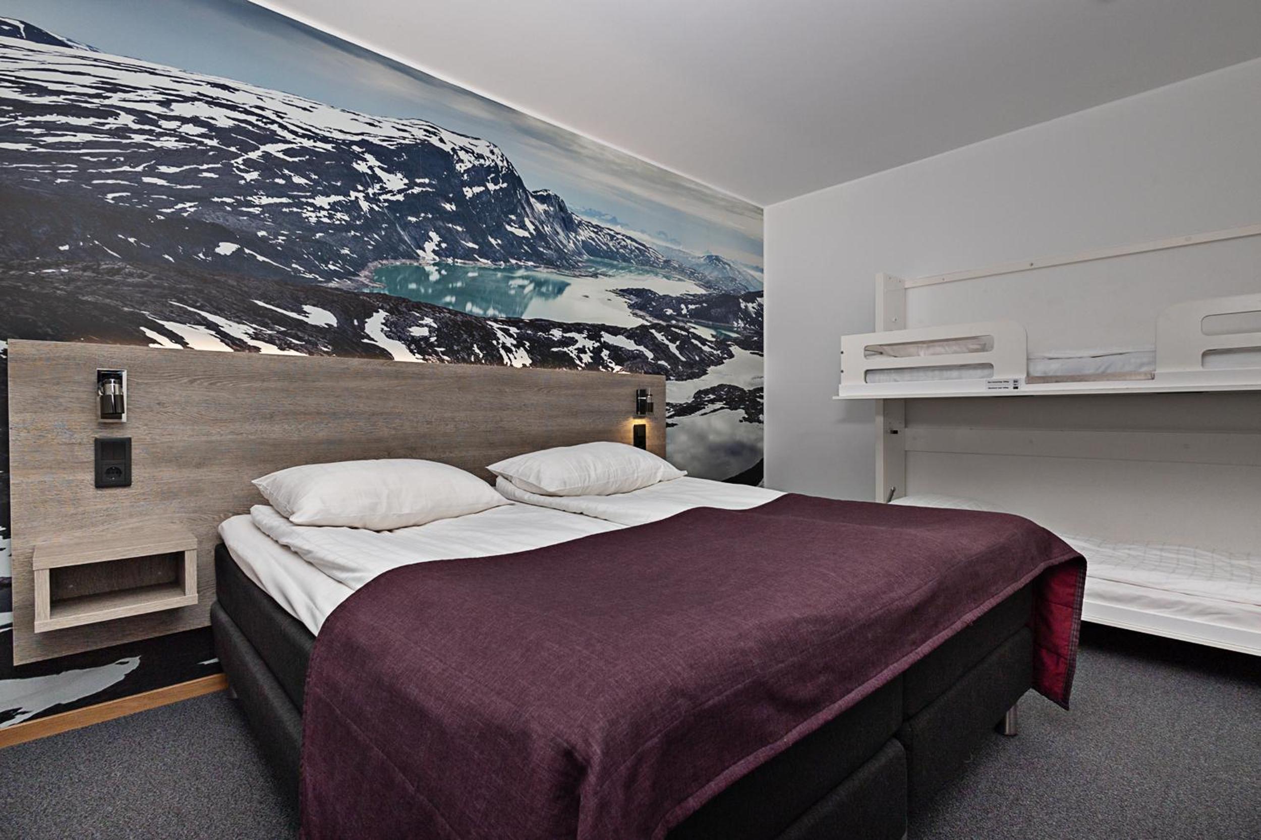 Family, No Window, Comfort Hotel Umea City 2/4