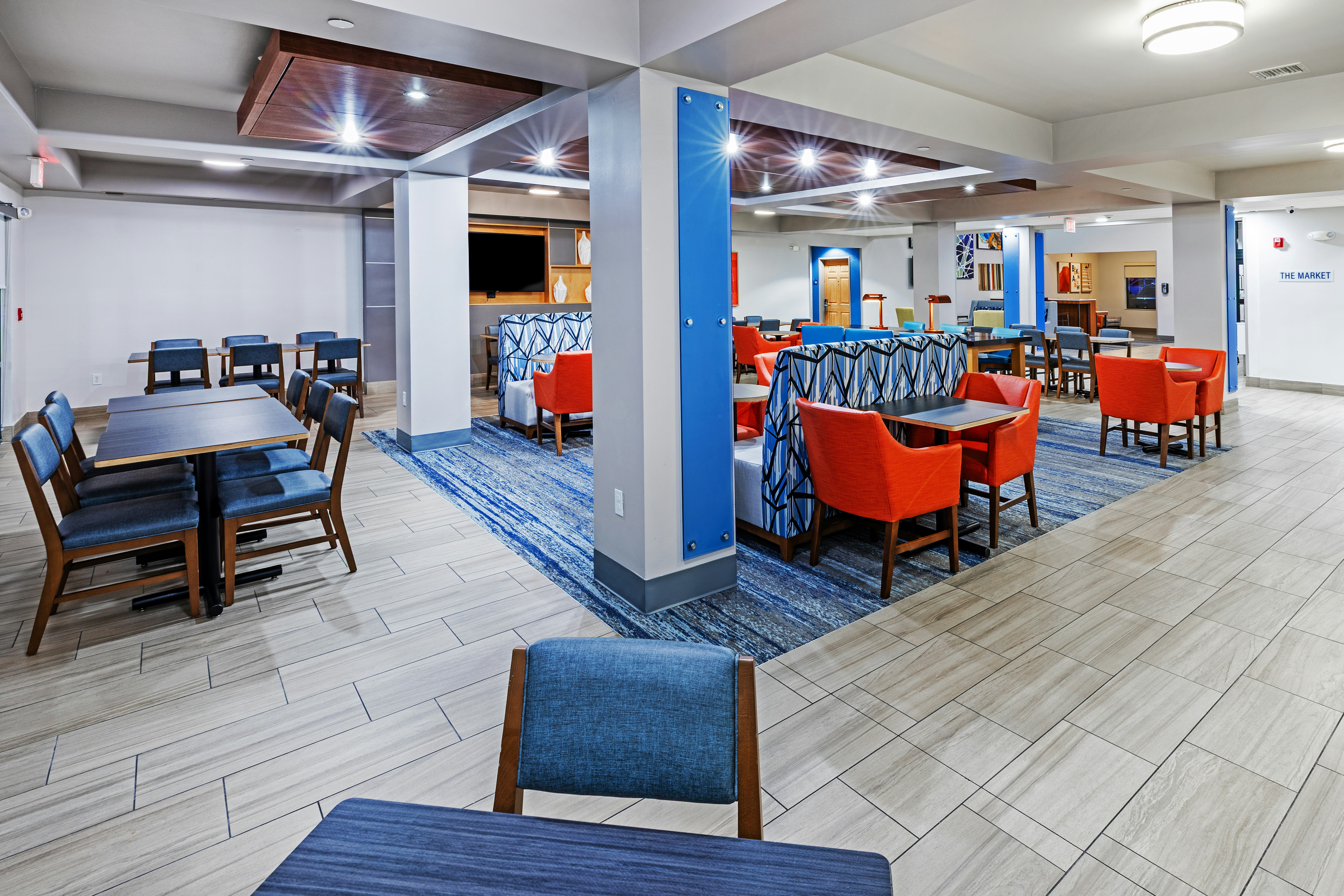 Holiday Inn Express Hotel and Suites Tulsa S Broken Arrow Hwy 51 59/80