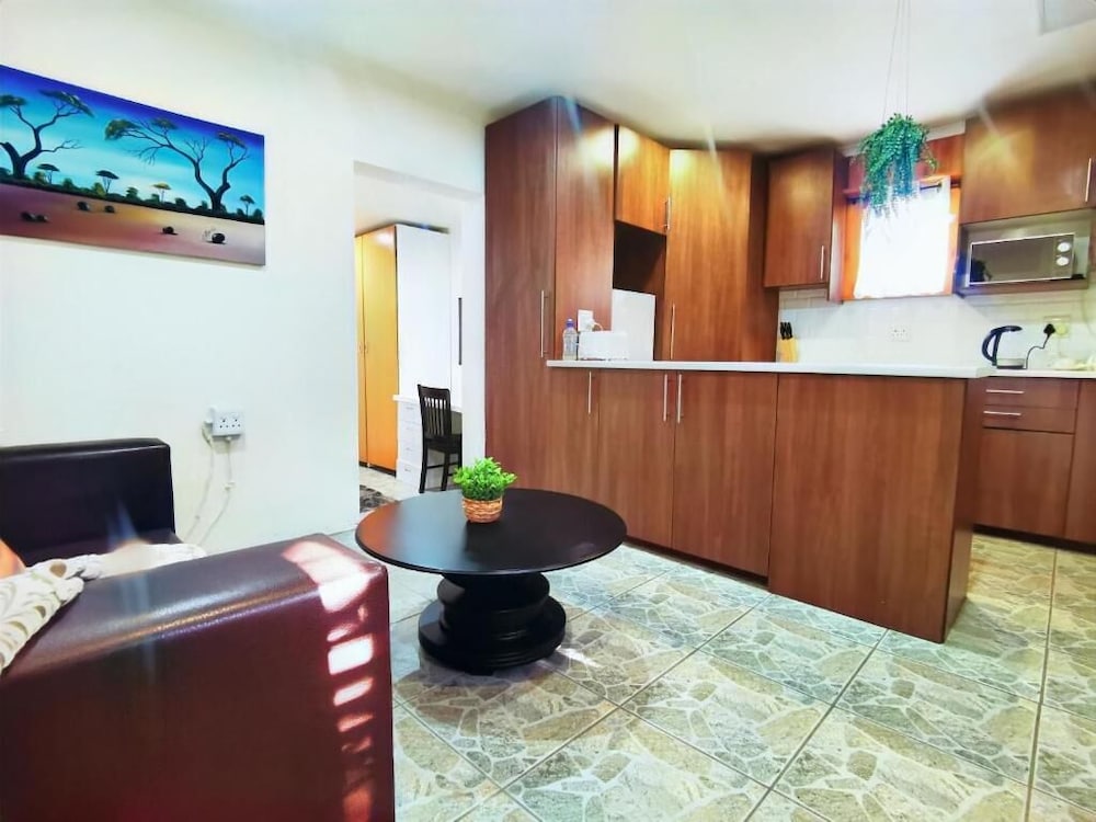 Libra Lodge 28/45