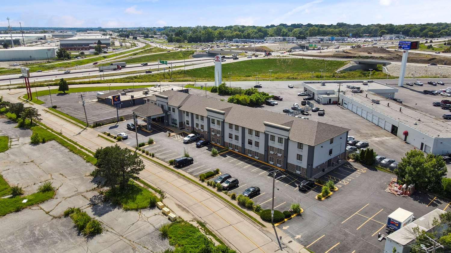 Comfort Inn & Suites Hazelwood - St. Louis 3/21