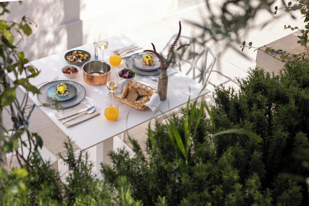 Heritage Hotel Lucia 31/49