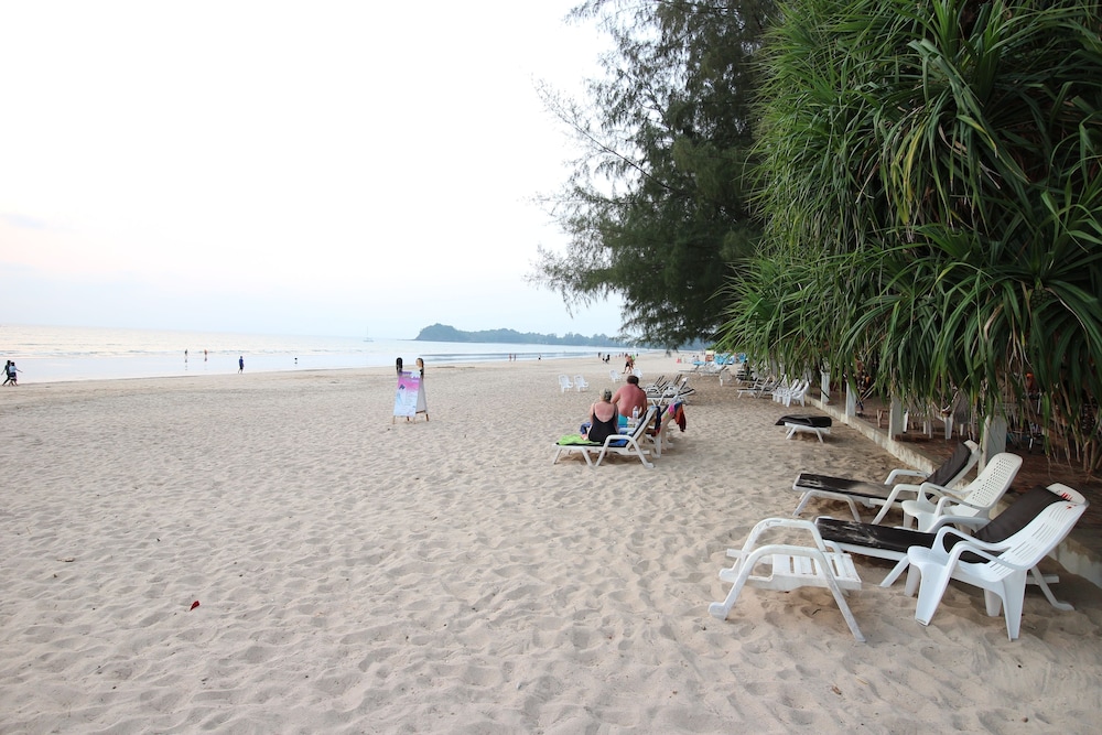 Lanta Villa Resort 46/58