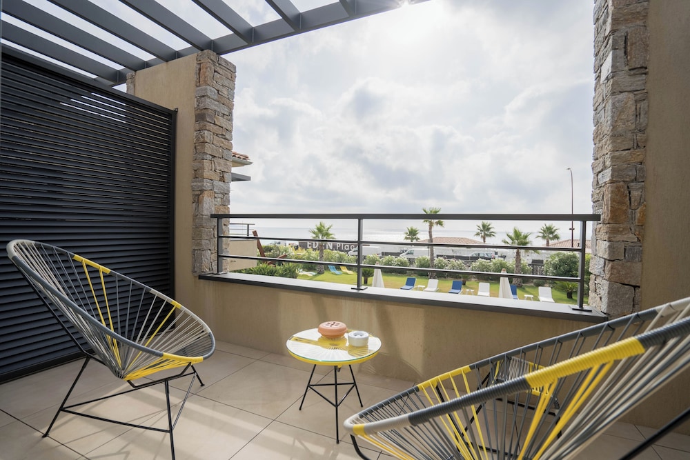 Eden Hotel 1/50