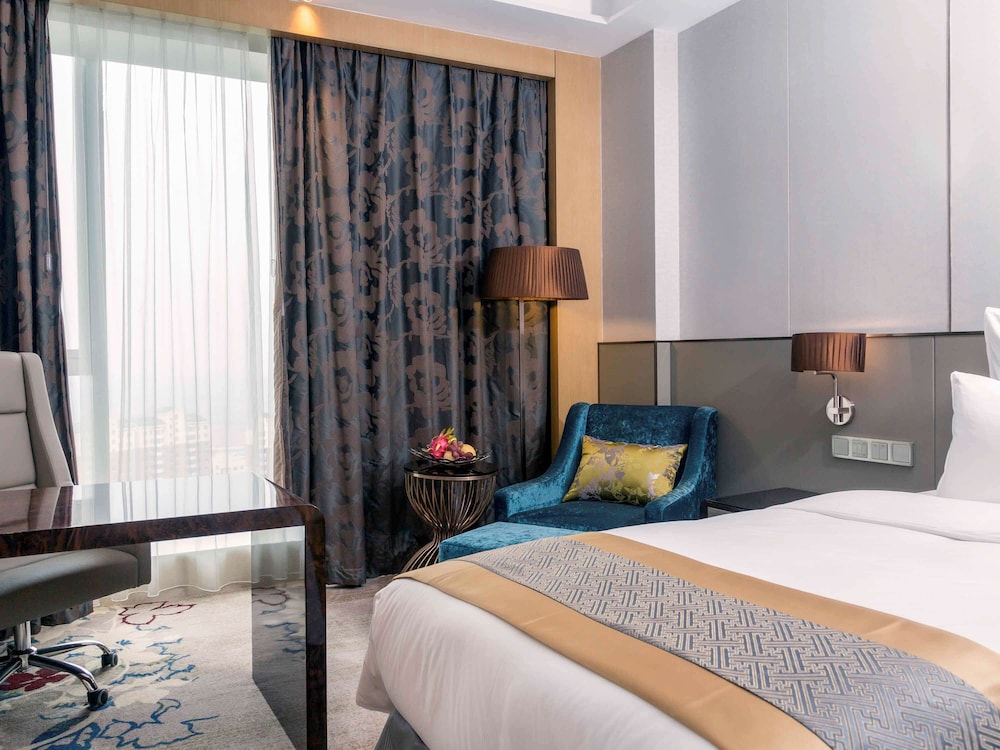 Pullman Changshu Leeman 10/78