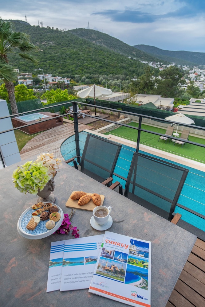 Alya Sierra Bodrum 46/60