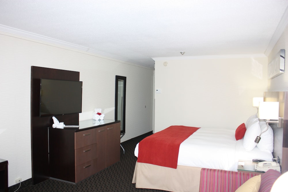 Radisson Hotel Sudbury, ON 12/54