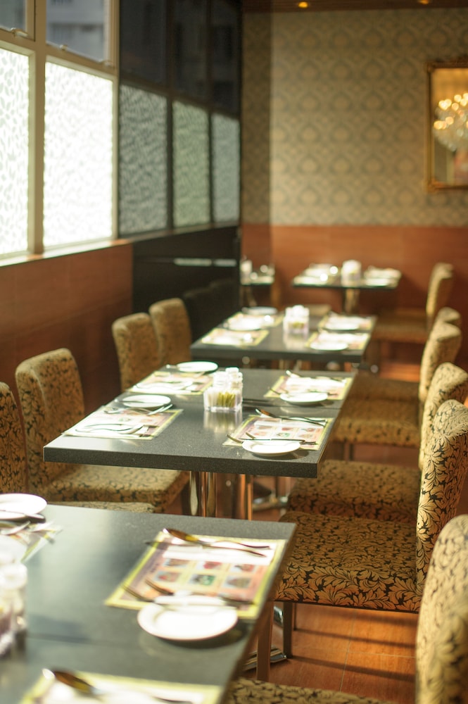 Best Western Hotel Causeway Bay 34/40