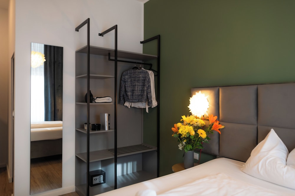Florum Hotel (Ex Tabor Hotel) 13/56