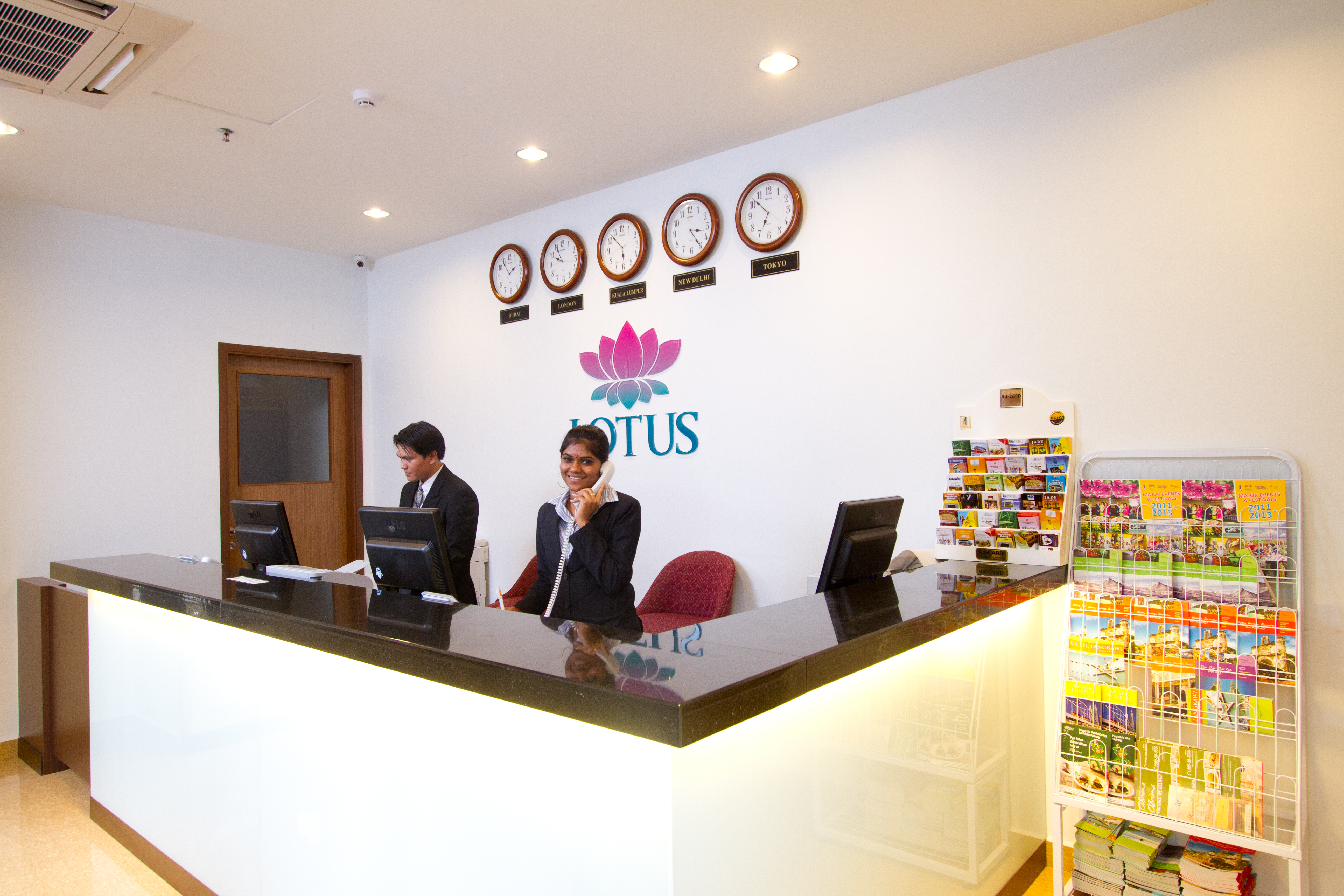 Lotus Family Hotel, Masjid India 7/25