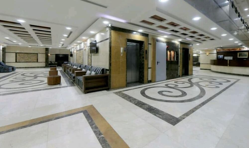 Snood Alazama Hotel 2/20