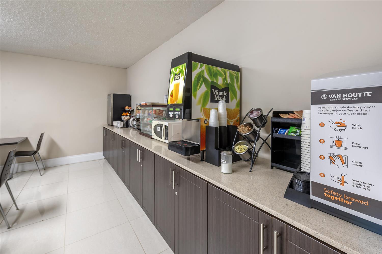Surestay Hotel By Best Western Kemptville 15/15