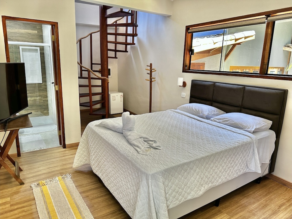 OYO Deck Da Villa Pousada Hotel 9/49