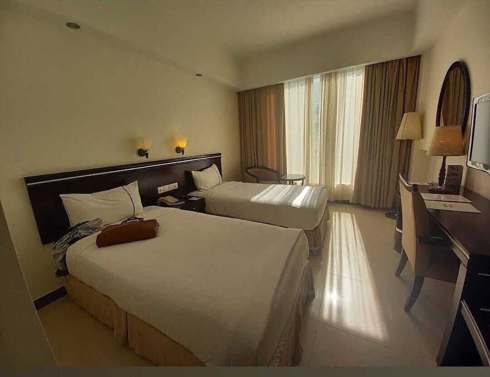 OCEAN PARADISE HOTEL AND RESORT 21/54