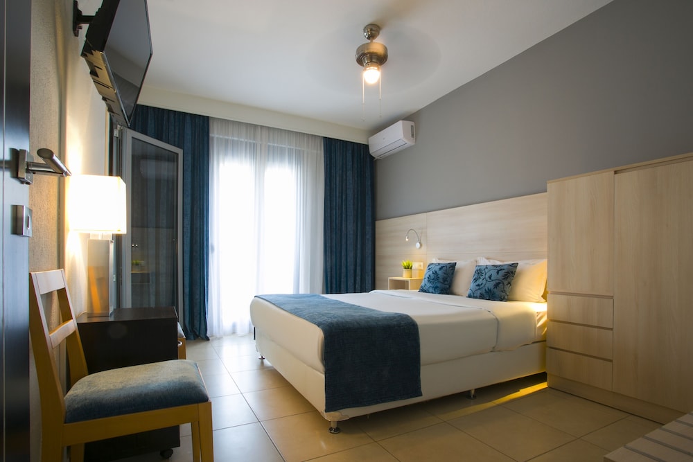 2 BEDROOMS, EXECUTIVE, APARTMENT