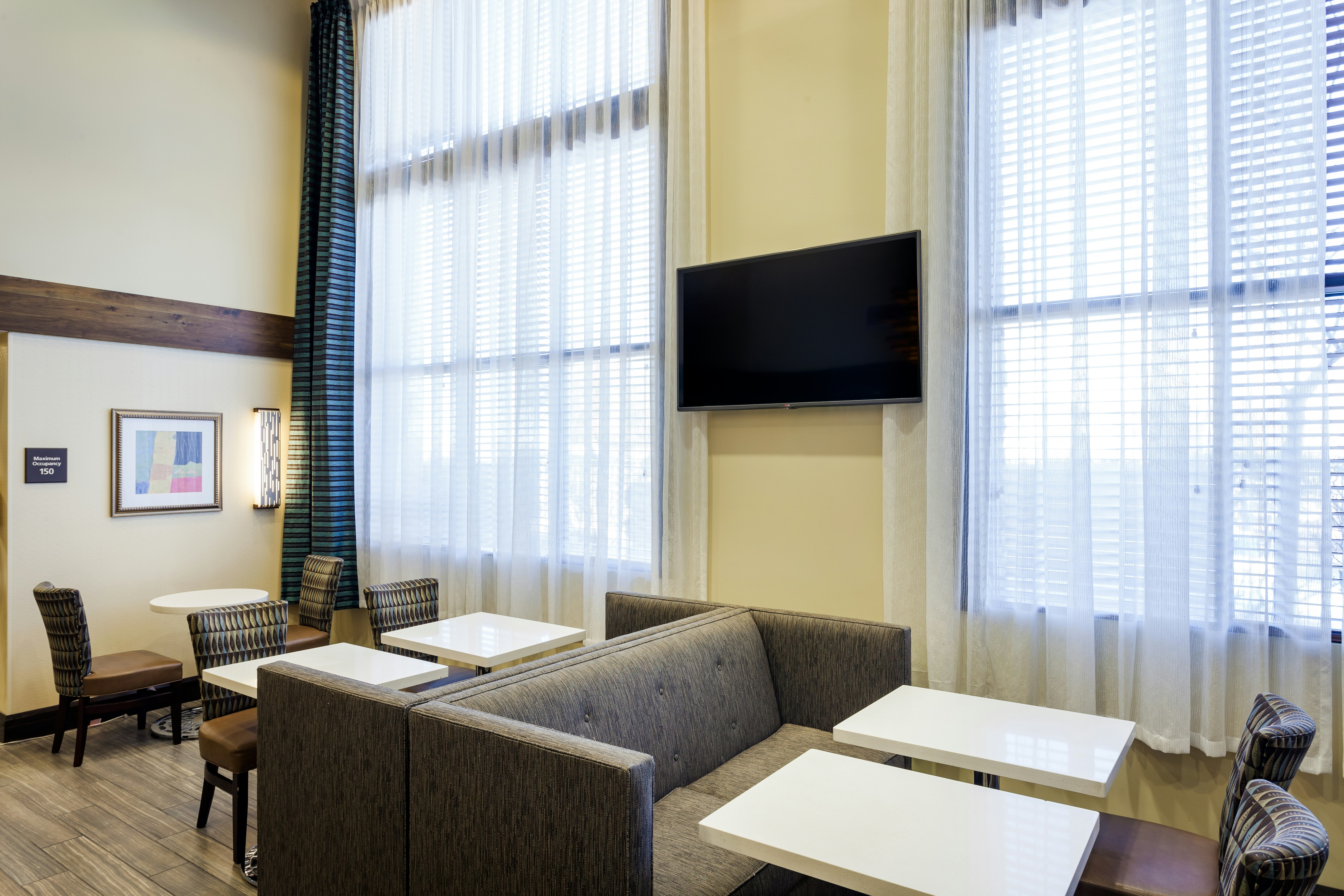 Hampton Inn And Suites Las Vegas Red Rock Summerlin 32/41