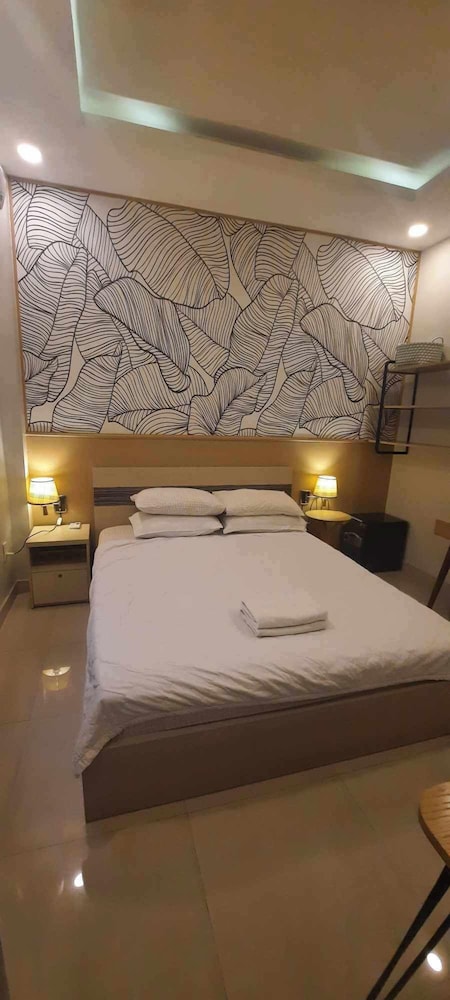 Long Hostel 13/39