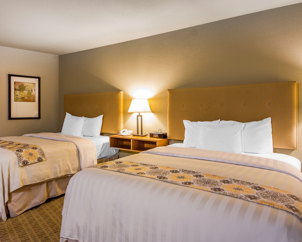 Gaia Hotel Spa Redding Ascend Hotel Collection 10/44